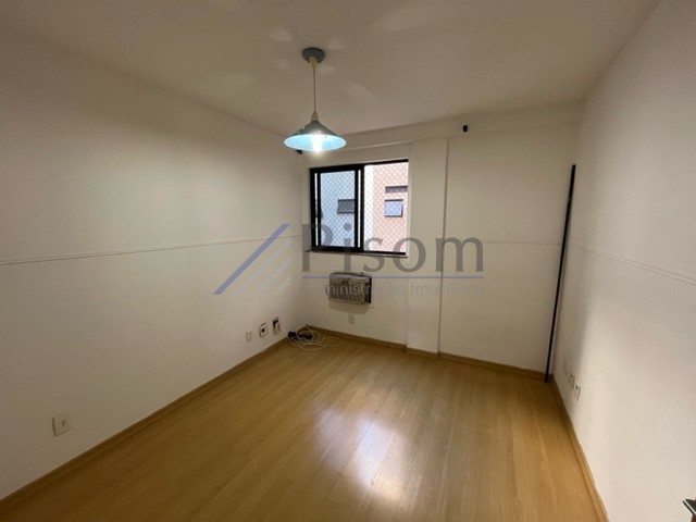 Apartamento para alugar com 3 quartos, 116m² - Foto 19