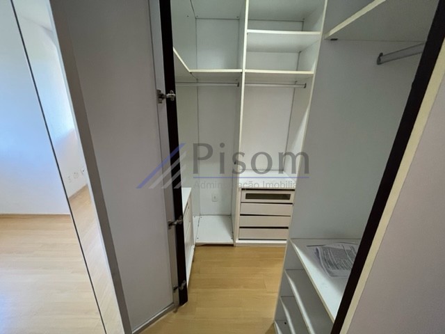 Apartamento para alugar com 3 quartos, 116m² - Foto 13