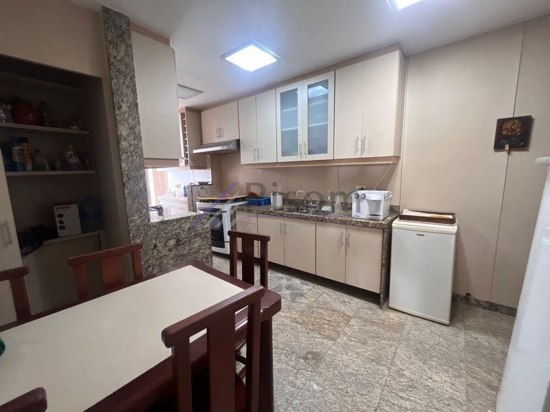 Apartamento para alugar com 3 quartos, 145m² - Foto 22