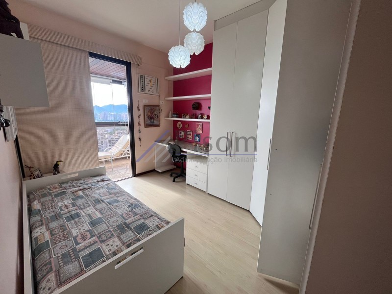 Apartamento para alugar com 3 quartos, 145m² - Foto 16