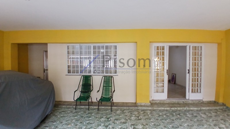 Casa à venda com 3 quartos, 130m² - Foto 2